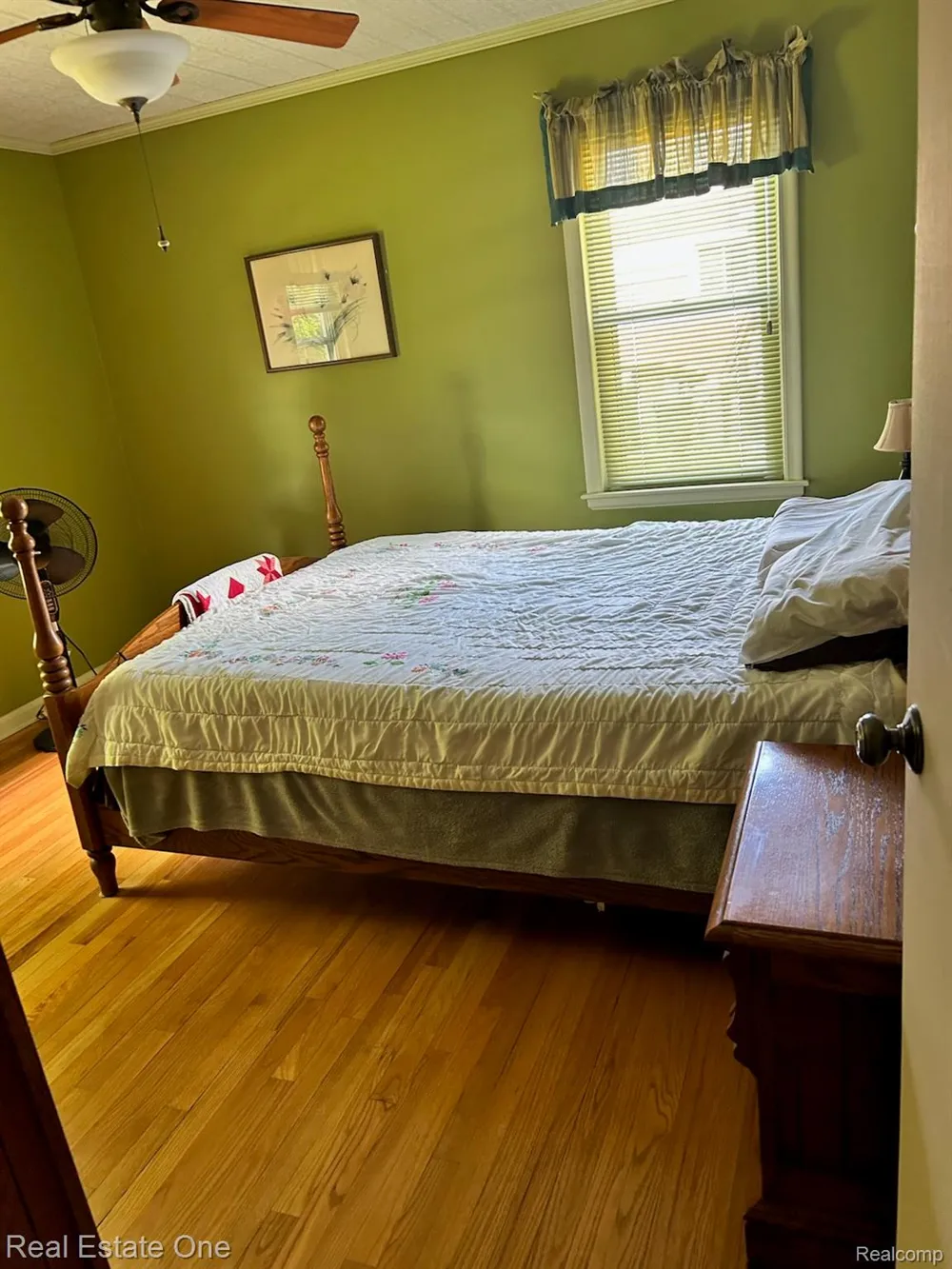 2075 Deering Street Garden City City, MI 48135