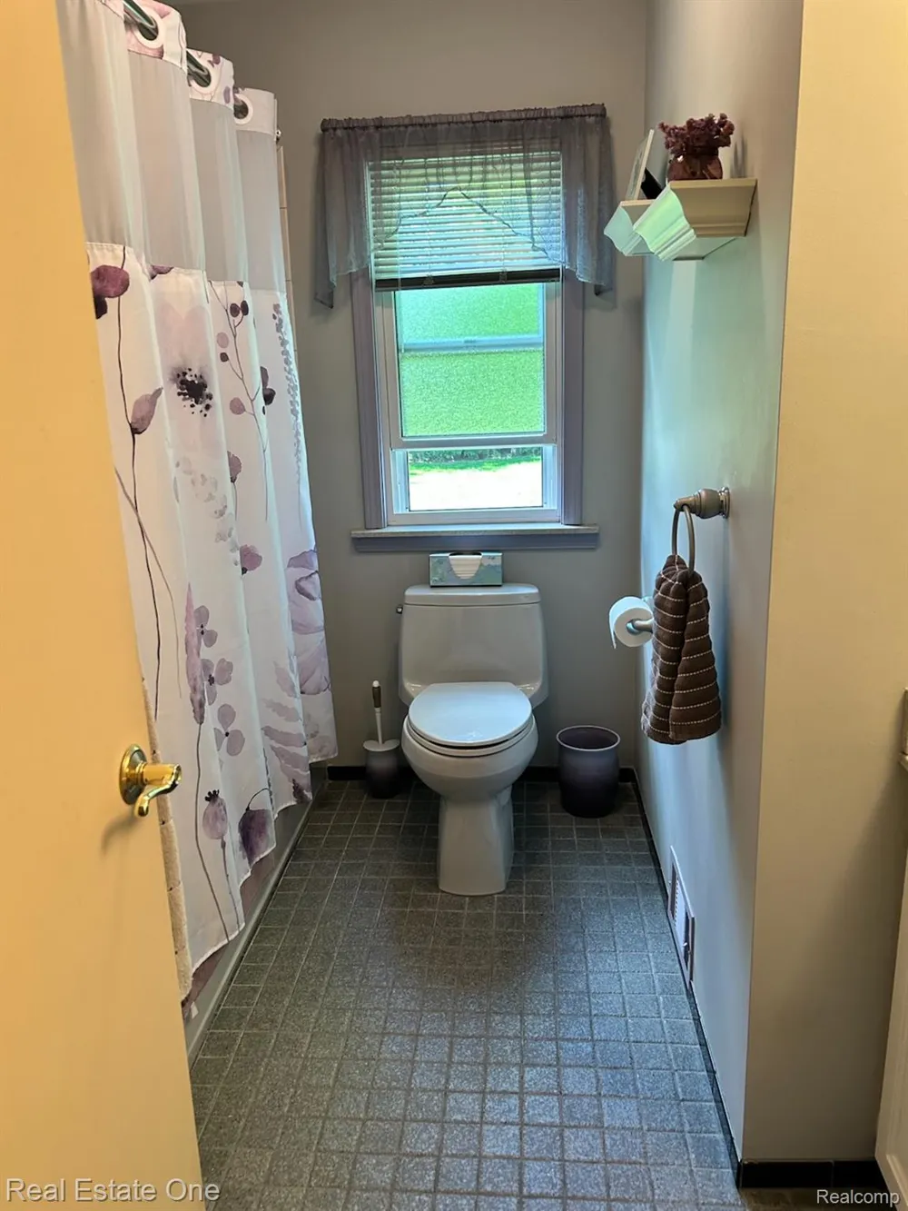 2075 Deering Street Garden City City, MI 48135