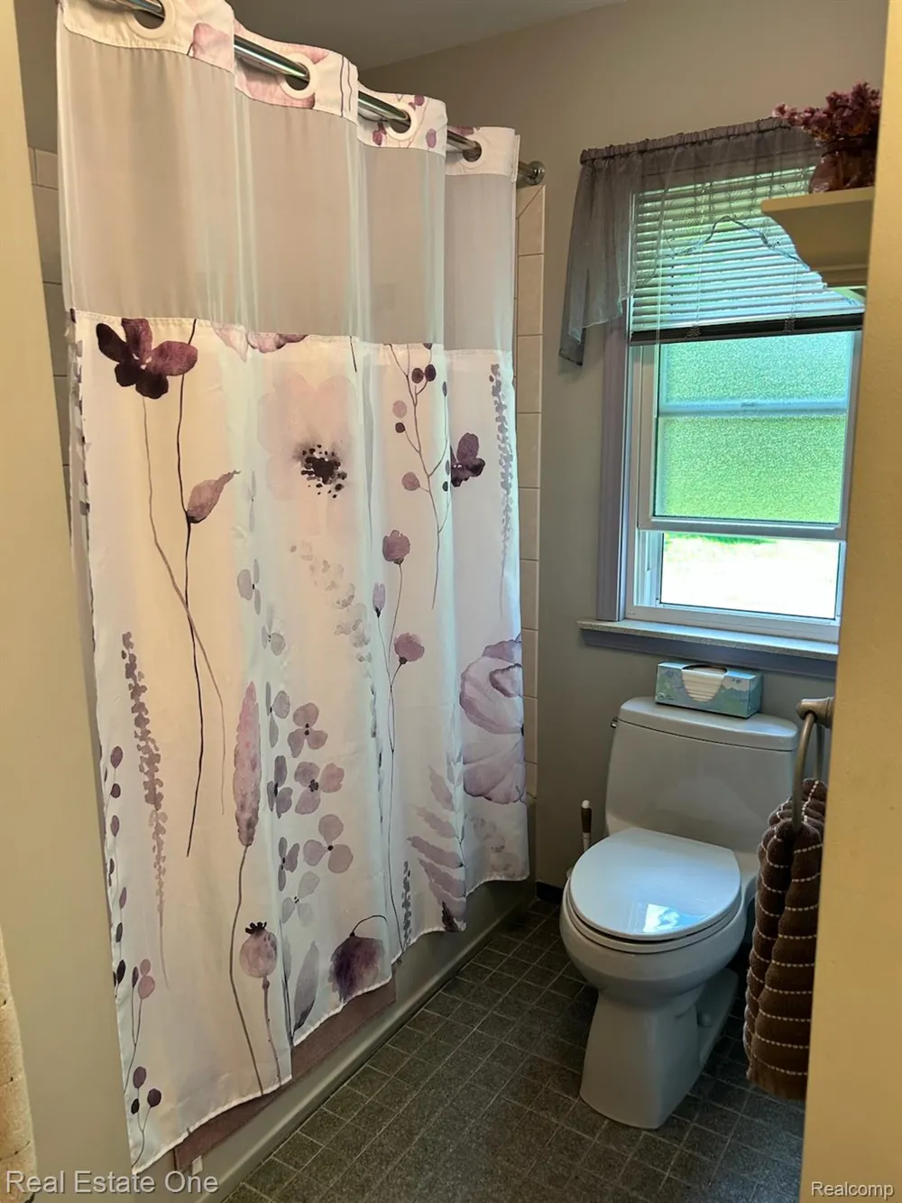 2075 Deering Street Garden City City, MI 48135