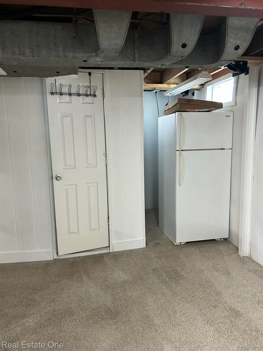 2075 Deering Street Garden City City, MI 48135