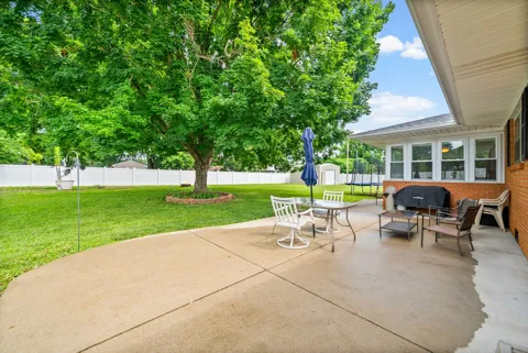 3424 Leland Cir