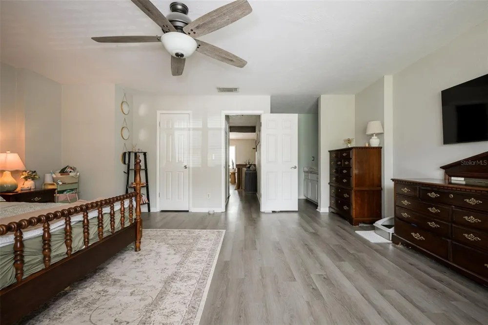 21 OAKWOOD PARK Ormond Beach, FL 32174