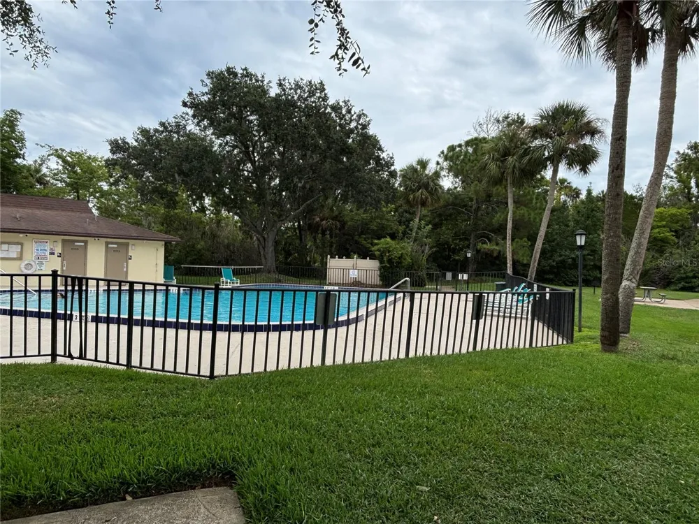 21 OAKWOOD PARK Ormond Beach, FL 32174