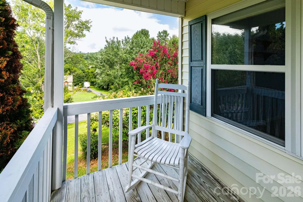 73 Ridge Brook Drive Weaverville, NC 28787