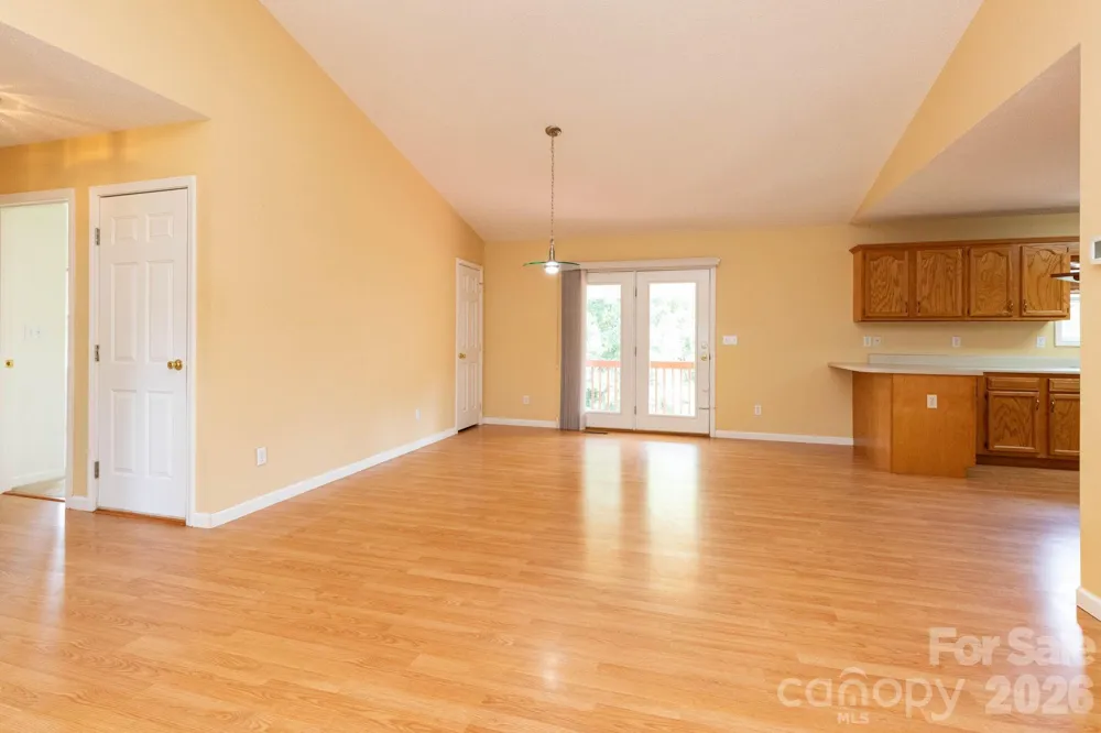 73 Ridge Brook Drive Weaverville, NC 28787