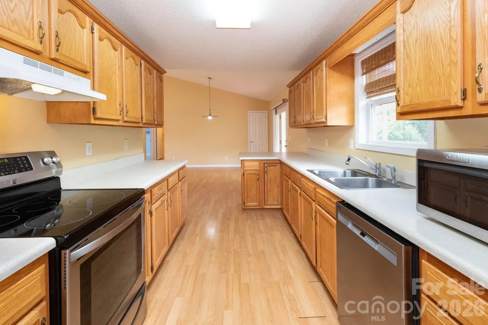 73 Ridge Brook Drive Weaverville, NC 28787