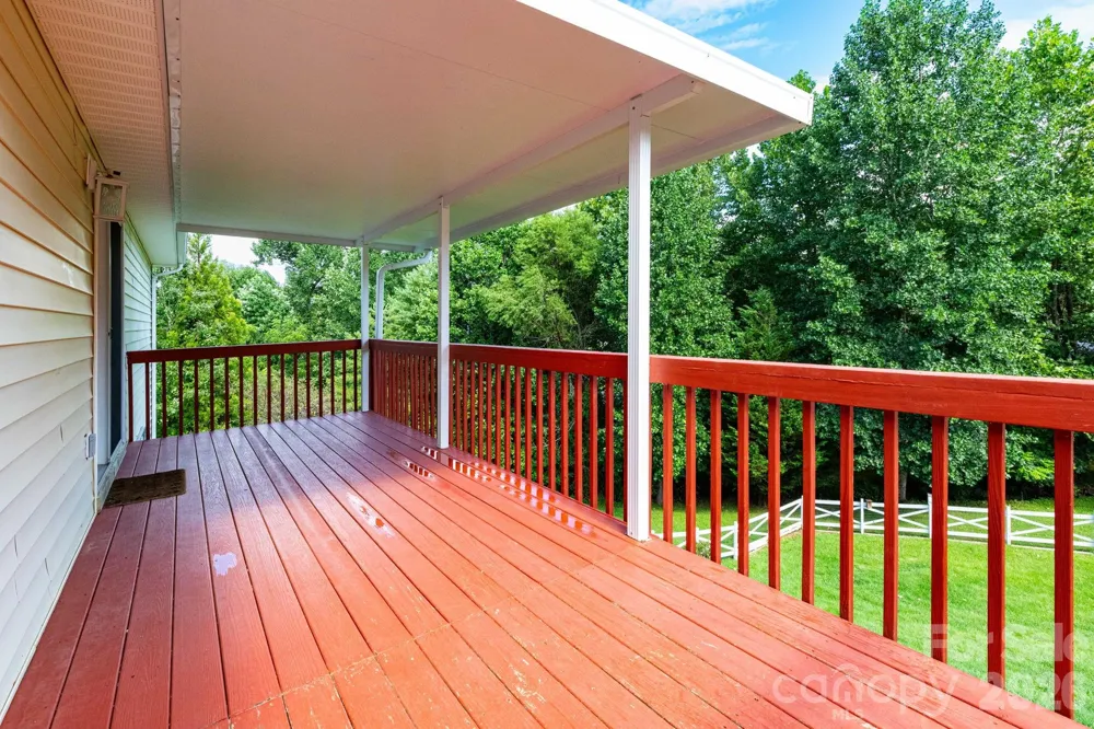 73 Ridge Brook Drive Weaverville, NC 28787