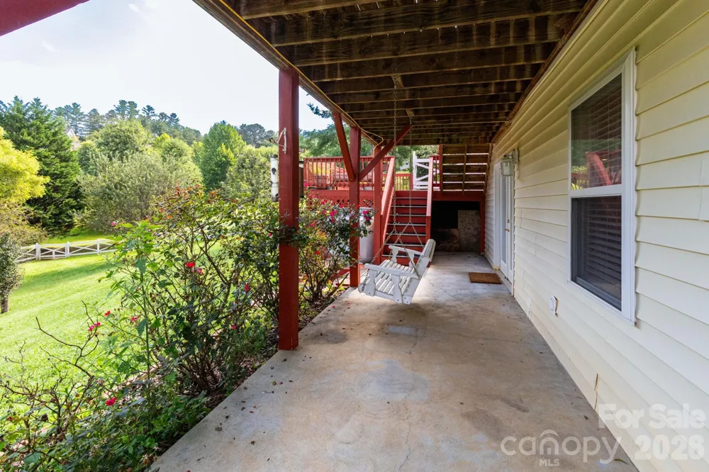 73 Ridge Brook Drive Weaverville, NC 28787