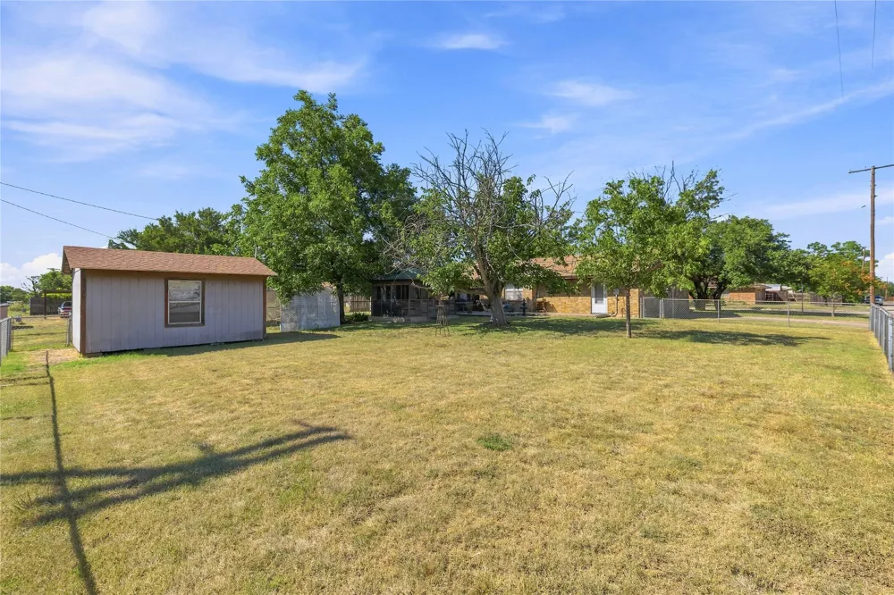 4309 9th Street Brownwood, TX 76801