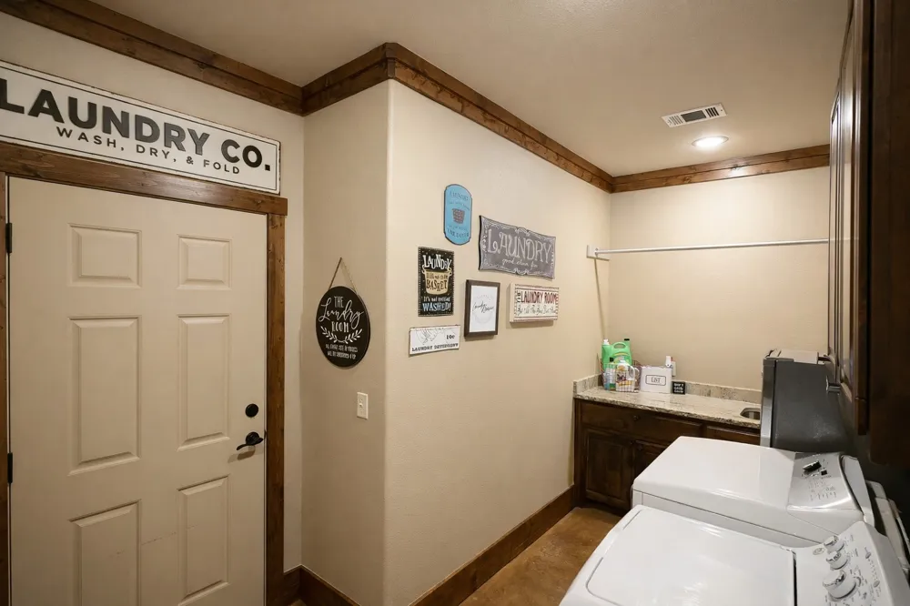 1011 Red Road Howe, TX 75459