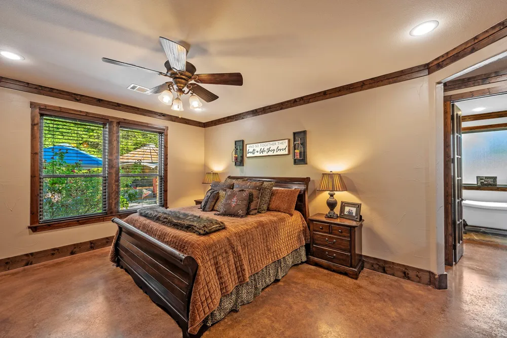 1011 Red Road Howe, TX 75459