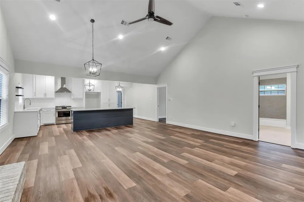 711 French River Circle Montgomery, TX 77316