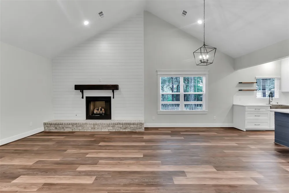 711 French River Circle Montgomery, TX 77316