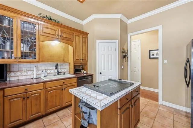 108 Wade Silsbee, TX 77656