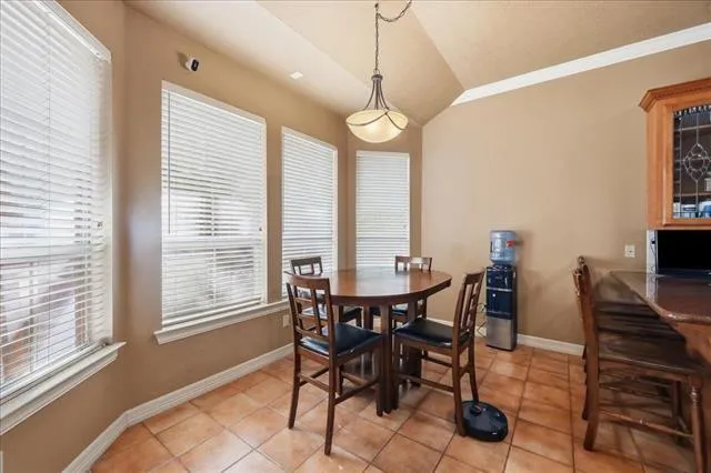 108 Wade Silsbee, TX 77656