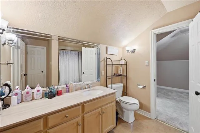 108 Wade Silsbee, TX 77656