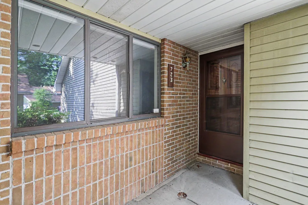 723 Charlemagne Boulevard Battle Creek, MI 49017