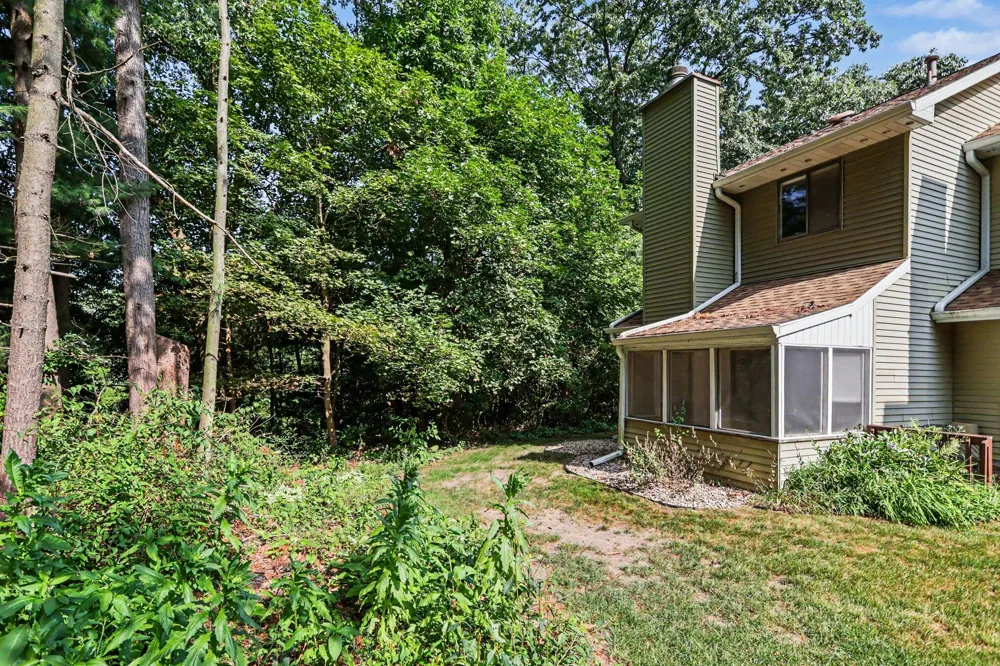 723 Charlemagne Boulevard Battle Creek, MI 49017