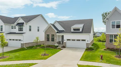 5636 Suffolk Court