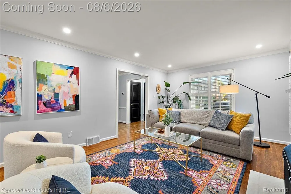 162 Fisher Road Grosse Pointe Farms City, MI 48230