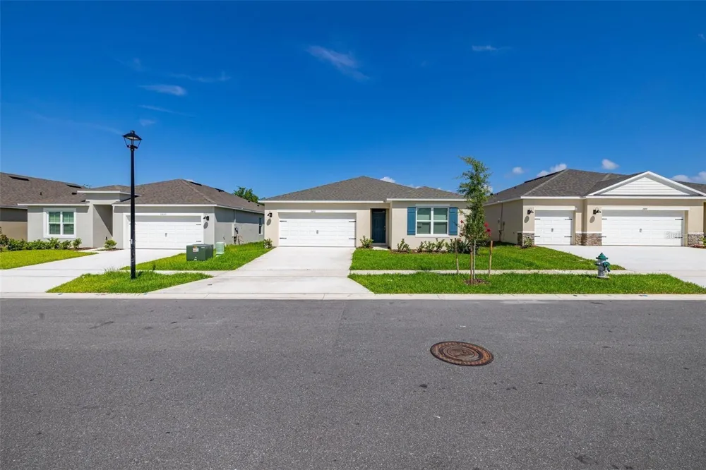 2893 HOUSE FINCH ROAD #A Harmony, FL 34773