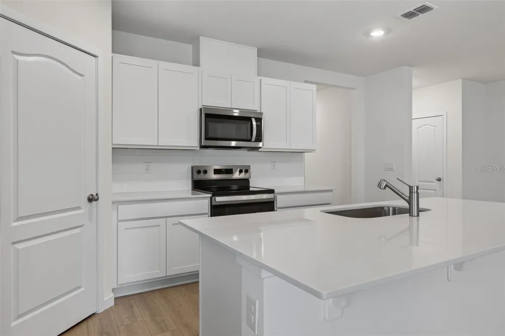 2893 HOUSE FINCH ROAD #A Harmony, FL 34773