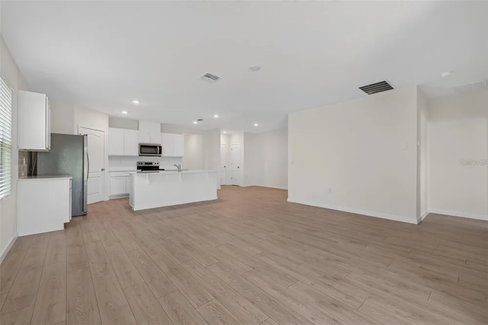2893 HOUSE FINCH ROAD #A Harmony, FL 34773