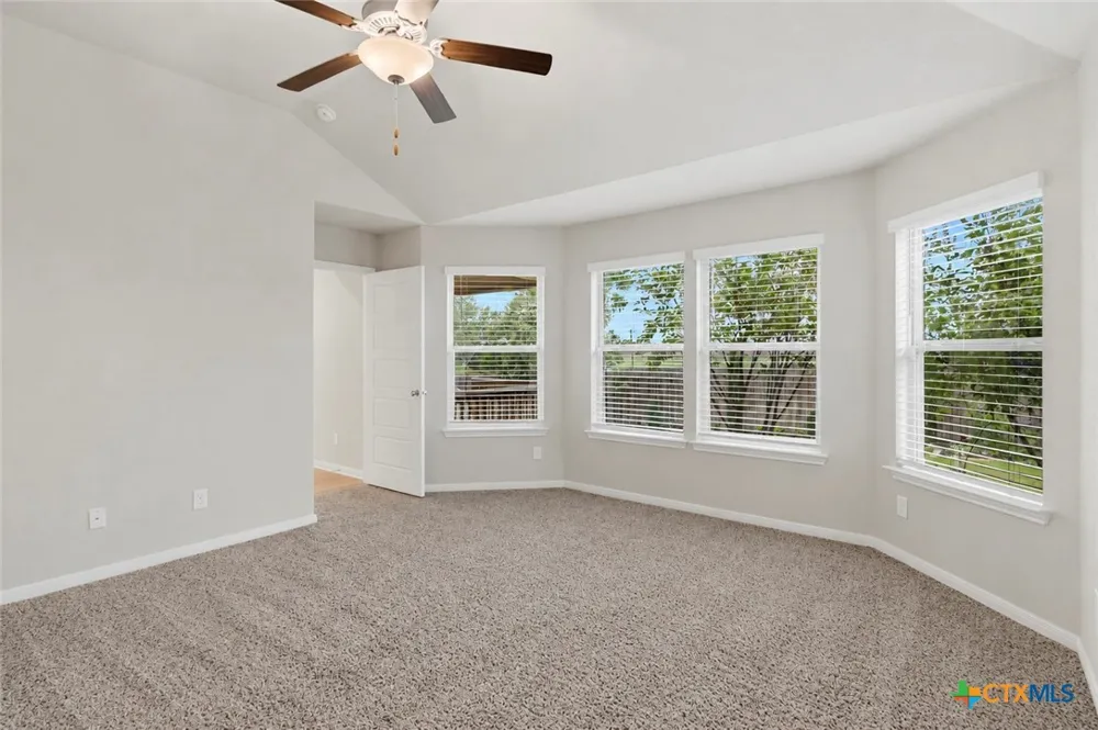 2905 Greenbriar Seguin, TX 78155
