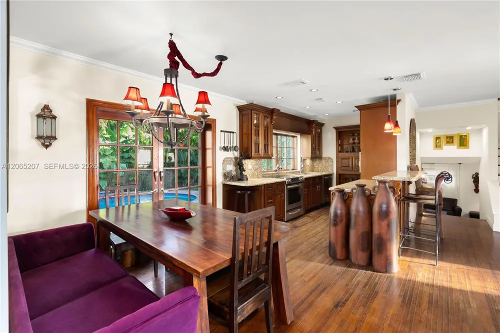 6315 Maynada St Coral Gables, FL 33146