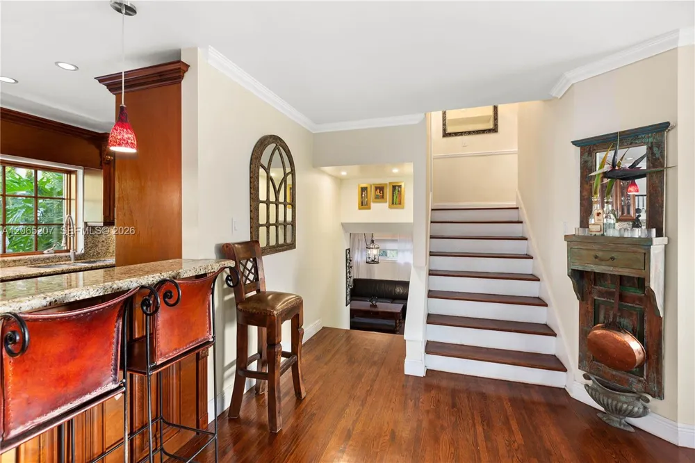 6315 Maynada St Coral Gables, FL 33146