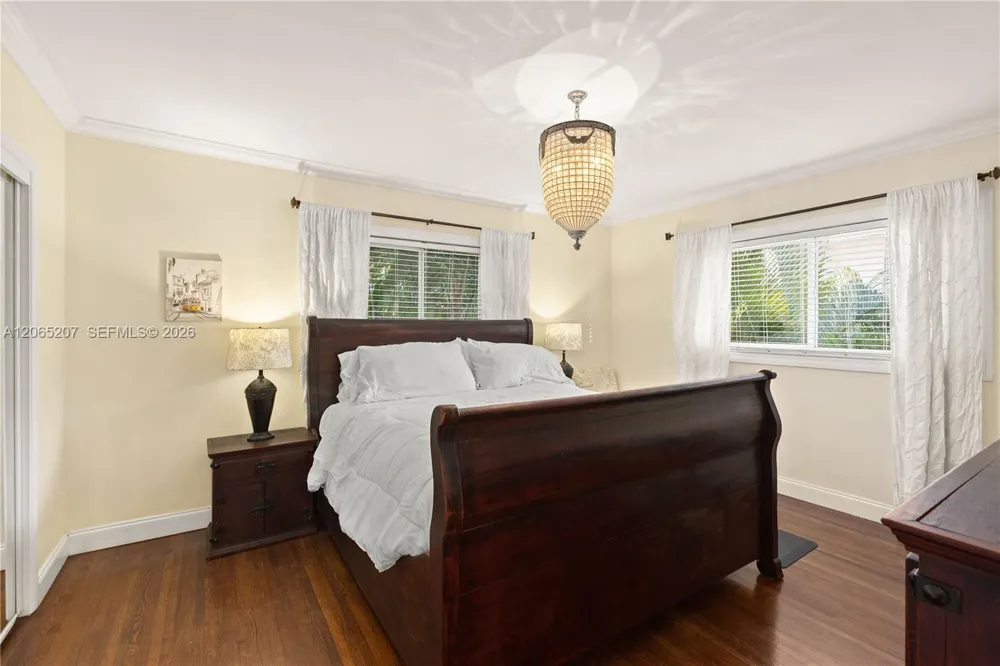 6315 Maynada St Coral Gables, FL 33146