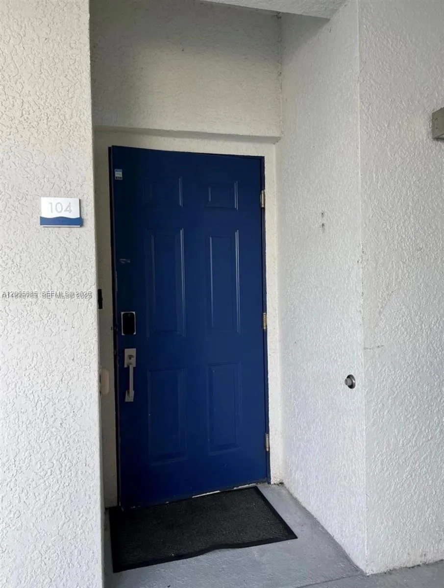3111 Paradox #104 Kissimmee, FL 34746