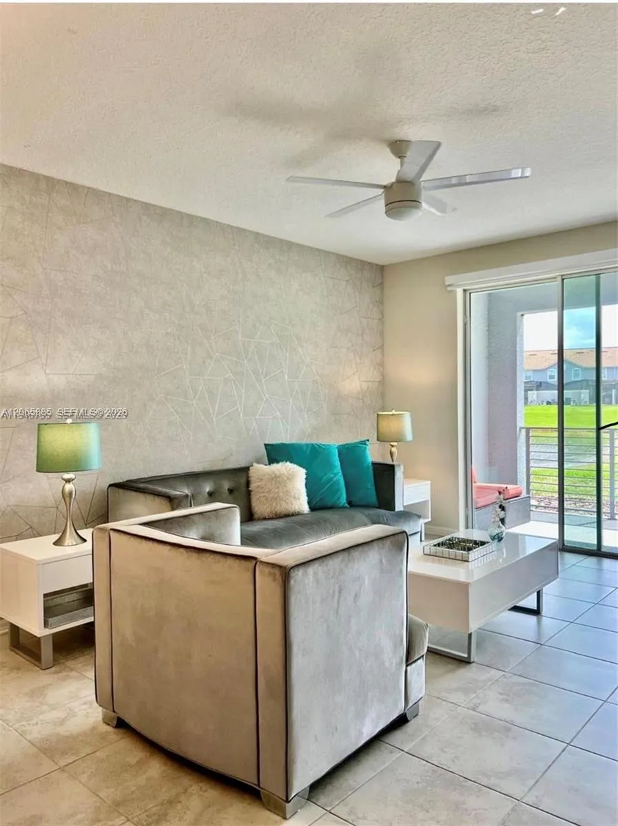 3111 Paradox #104 Kissimmee, FL 34746
