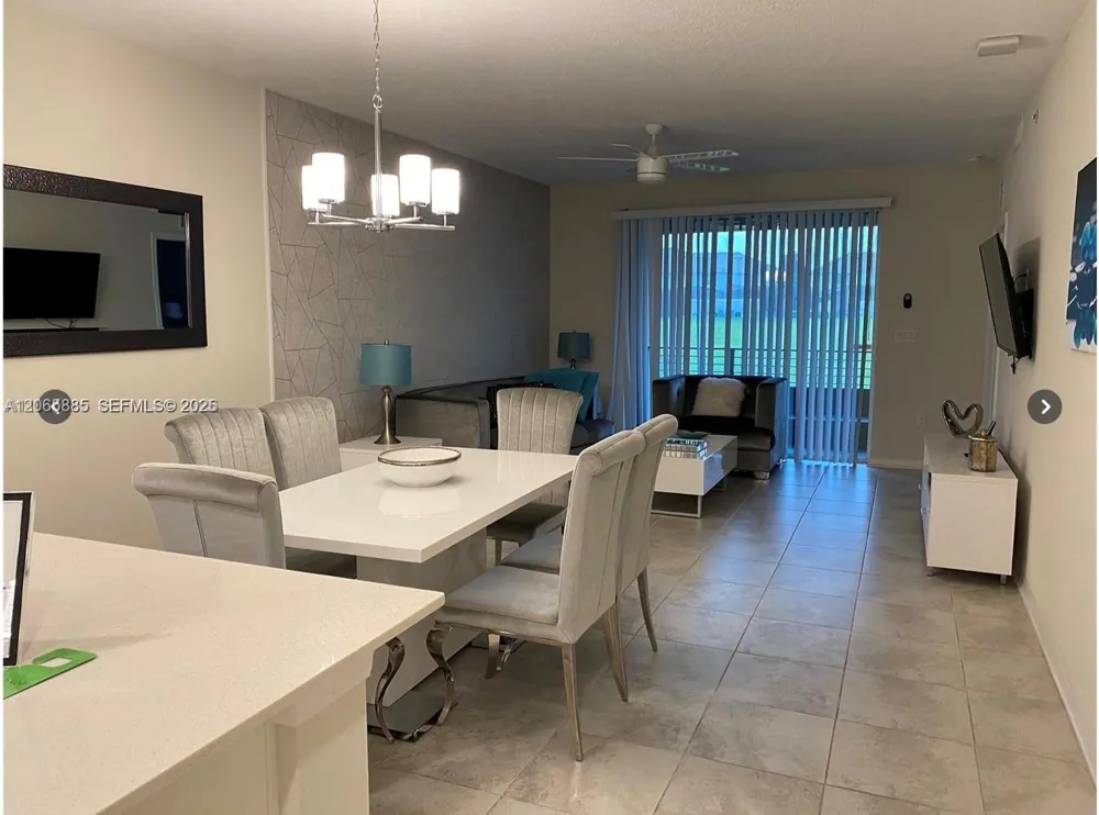 3111 Paradox #104 Kissimmee, FL 34746