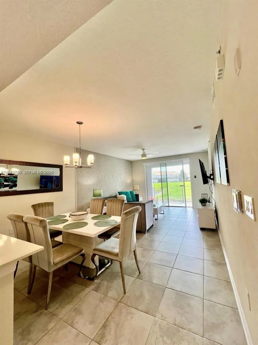 3111 Paradox #104 Kissimmee, FL 34746