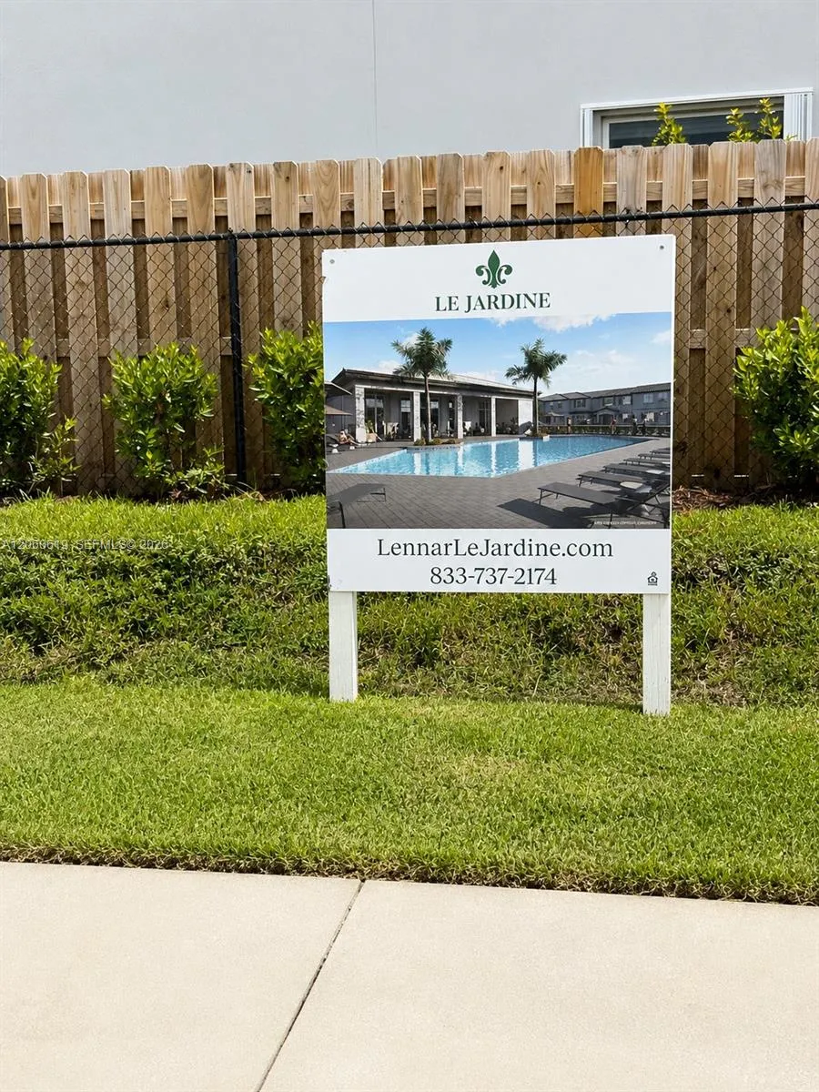 126 SE 11th Ct Florida City, FL 33034