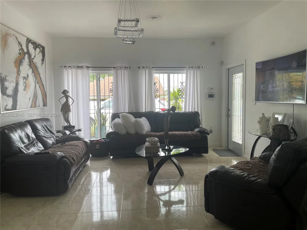 20764 NW 31st Ave Miami Gardens, FL 33056