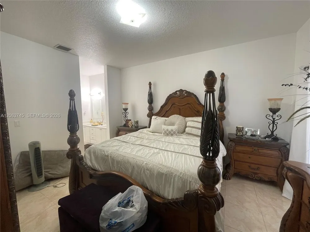 20764 NW 31st Ave Miami Gardens, FL 33056