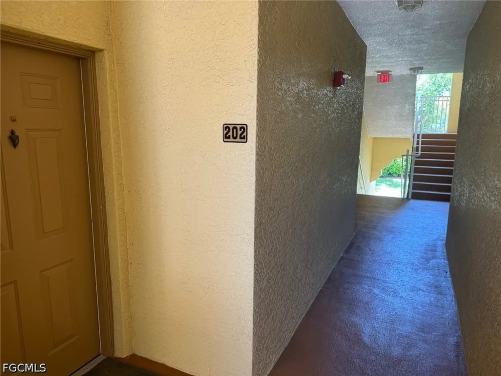 Ocean Walk Circle #202 Fort Myers, FL 33908