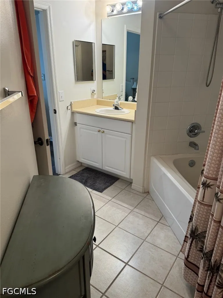 Ocean Walk Circle #202 Fort Myers, FL 33908