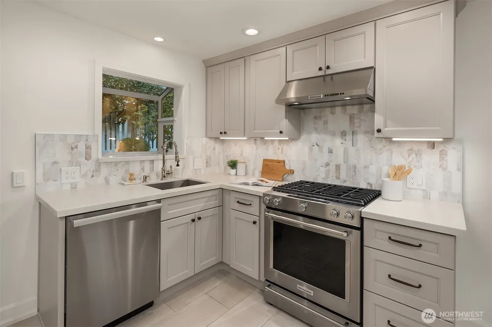 1021 McGilvra Boulevard E Seattle, WA 98112
