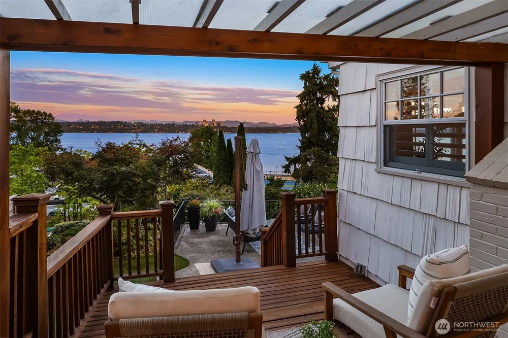 1021 McGilvra Boulevard E Seattle, WA 98112