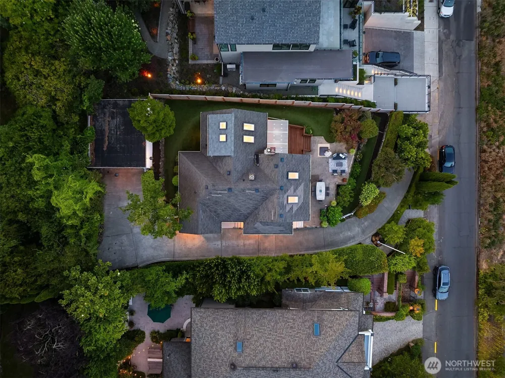 1021 McGilvra Boulevard E Seattle, WA 98112