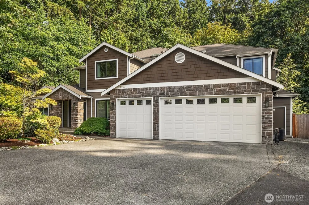 8902 196th Street SW Edmonds, WA 98026