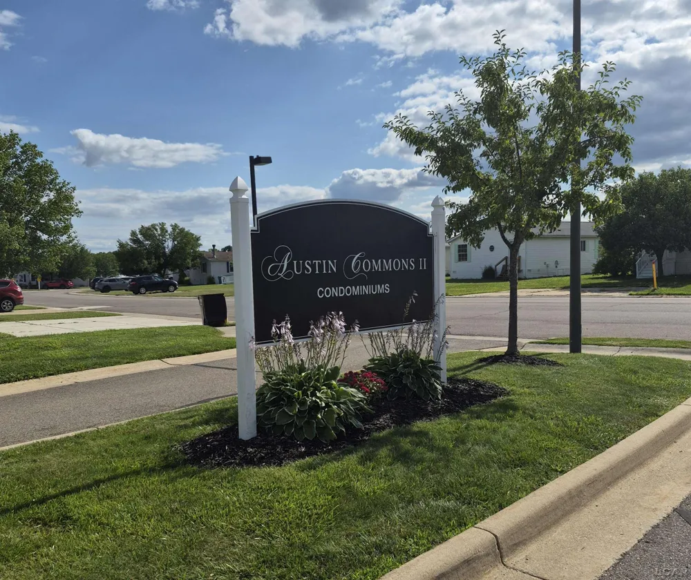1303 Riversedge Dr Drive Saline Township, MI 48176