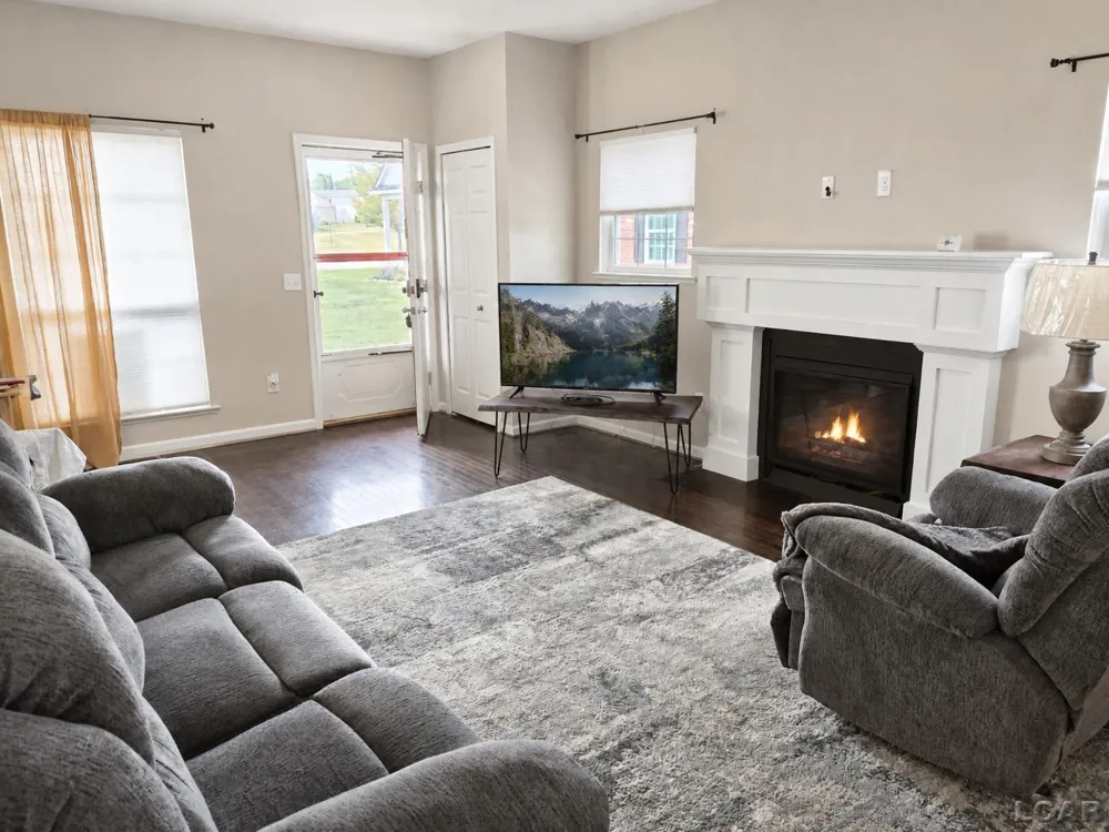 1303 Riversedge Dr Drive Saline Township, MI 48176
