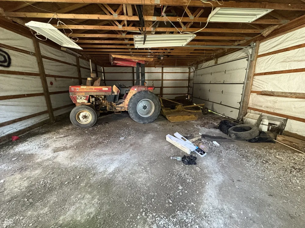 887 E State Road 42 E Cloverdale, IN 46120