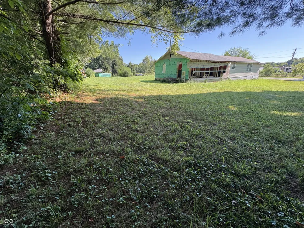 887 E State Road 42 E Cloverdale, IN 46120