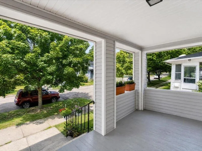1017 Woodbridge Street Jackson City, MI 49203