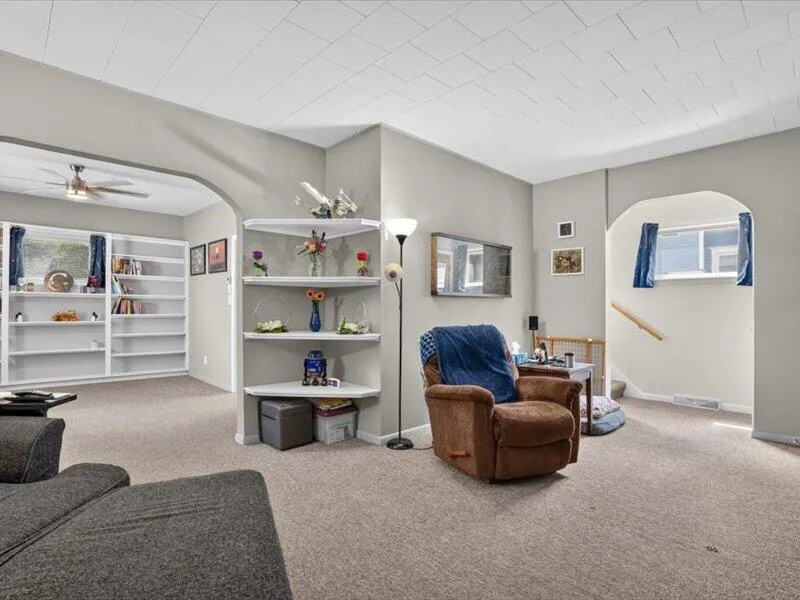 1017 Woodbridge Street Jackson City, MI 49203